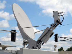 membenarkan berita yang valid